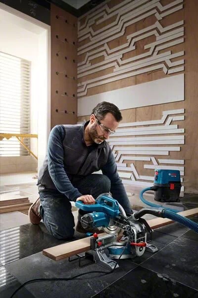 Пила Bosch Professional GCM 216 (0.601.B33.000)