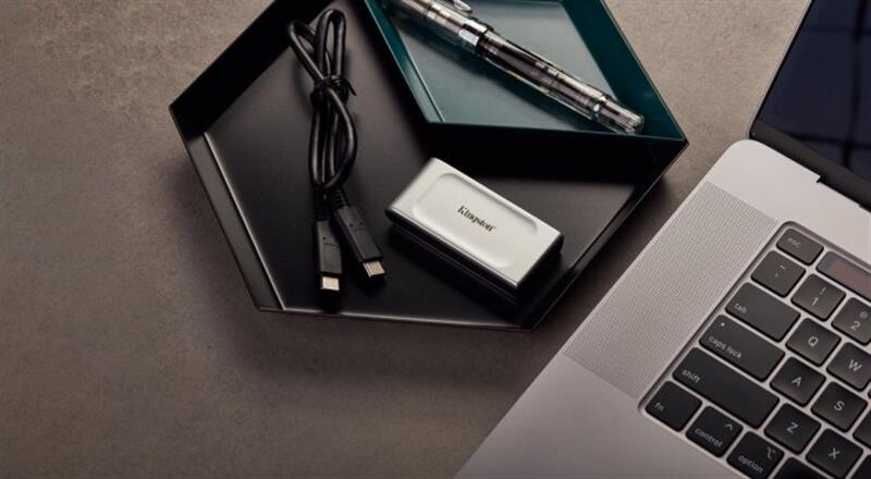 Накопичувач зовнішній SSD Portable USB  500GB Kingston XS2000 Silver (SXS2000/500G)