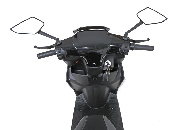 Електроскутер Maxxter Neon Black