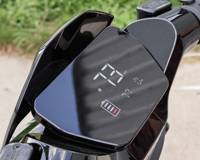 Электроскутер Maxxter Eclipse Black
