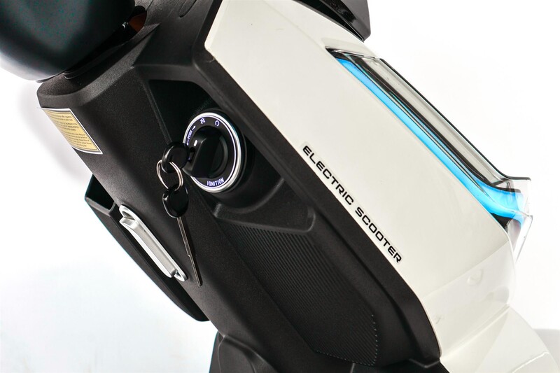 Електроскутер Sunra Dream 5 White