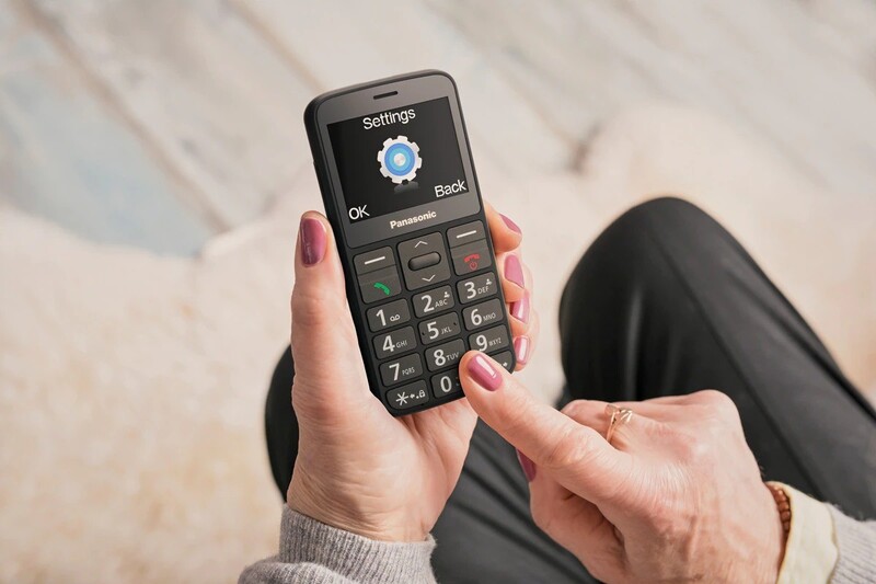 Мобiльний телефон Panasonic KX-TU160 Black (KX-TU160EXB)