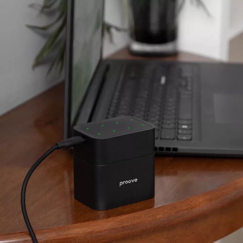 Заряднoe устройство Proove Compact Station 8pcs (4xAAA + 4xAA) Black (RBCS00000001)