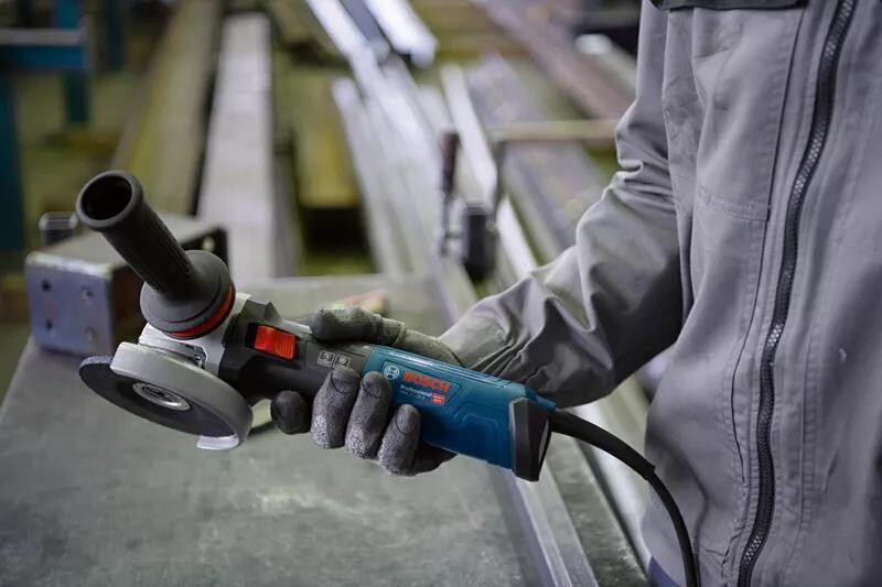 Шліфмашина Bosch Professional GWS 17-125 (0.601.7D0.200)