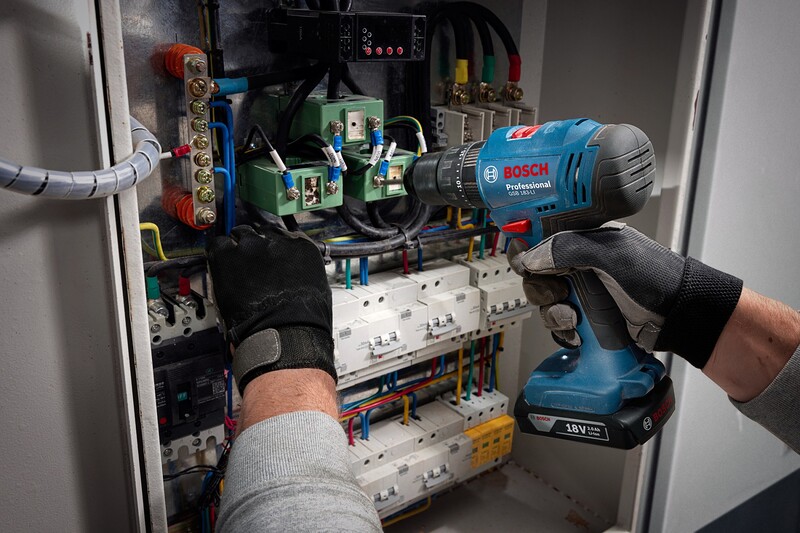 Дриль-шурупокрут Bosch Professional GSB 183-LI 18В (0.601.9K9.100)