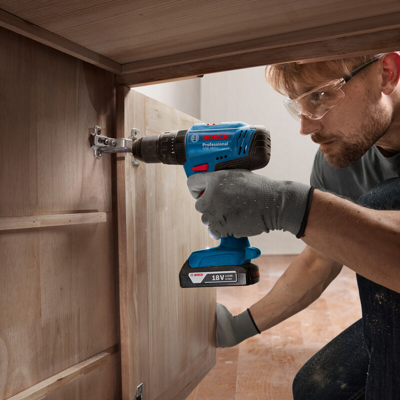 Дриль-шурупокрут Bosch Professional GSB 183-LI 18В (0.601.9K9.100)