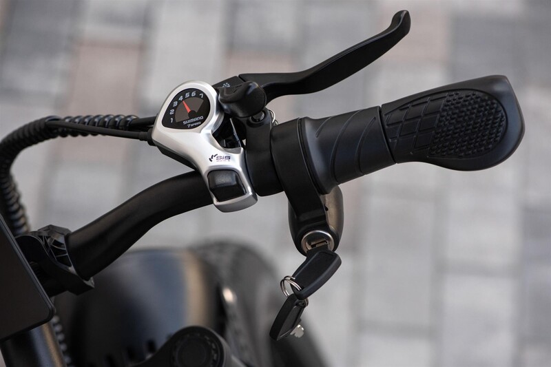 Електровелосипед 2E EB11 Black-Red