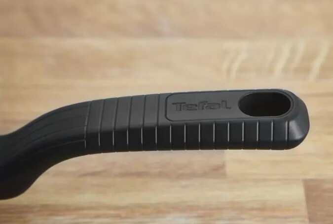 Сковорода Tefal Comfort Max 20 см (G7260244)