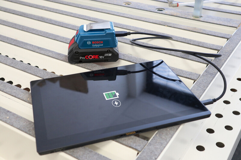 Адаптер USB для батареї Bosch Professional GAA 18V-48 2.4А (0.618.800.0L6)