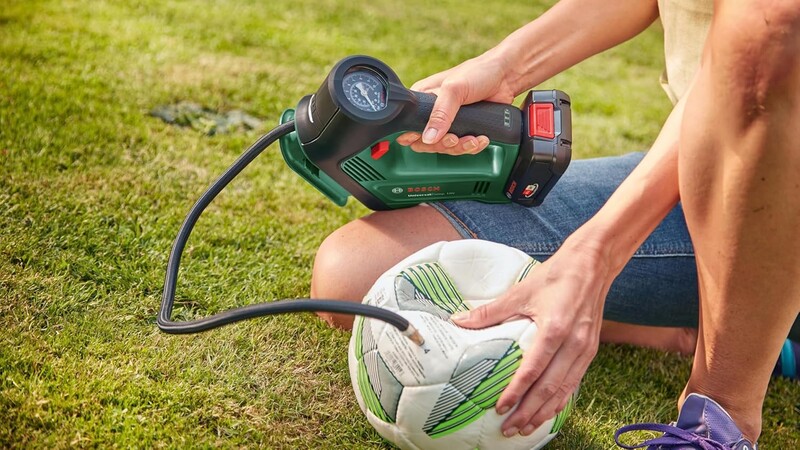 Автомобільний компресор Bosch UniversalPump 18В (0.603.947.100) без АКБ та ЗП