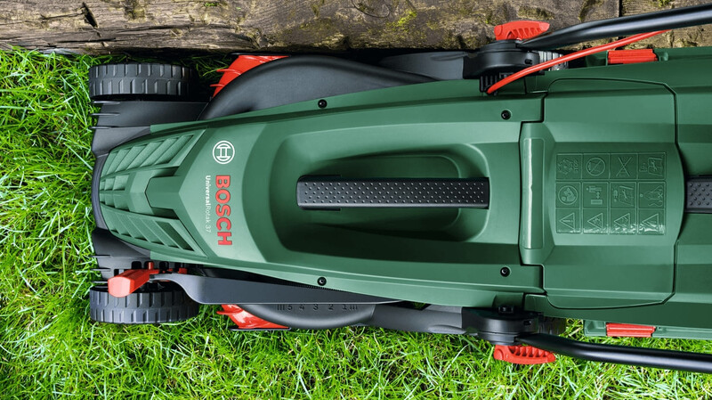 Газонокосарка Bosch UniversalRotak 37-555 (0.600.8A6.501)