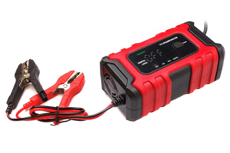 Зарядний пристрій Maxxter MX-CHR-12V6A