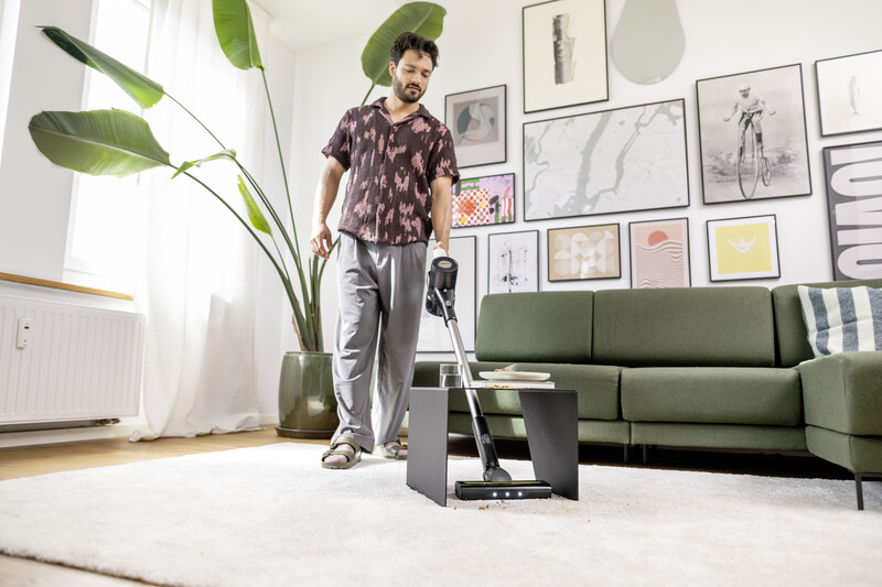 Аккумуляторный пылесос Karcher VCS 3 Nano Complete (1.198-930.0)