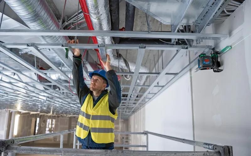 Нивелир лазерный Bosch Professional GLL2-20G+LB10+DK10 (0.601.065.000)