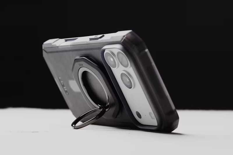 Магнітне кільце-тримач Urban Armor Gear Magnetic Ring Stand LT Black (964452114040)