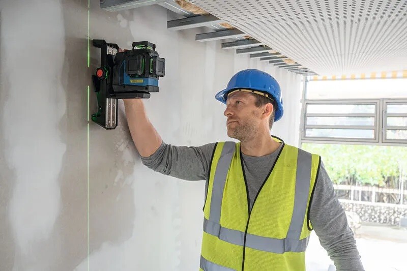 Нивелир лазерный Bosch GLL 12V-100-33 CG (0.601.065.400)