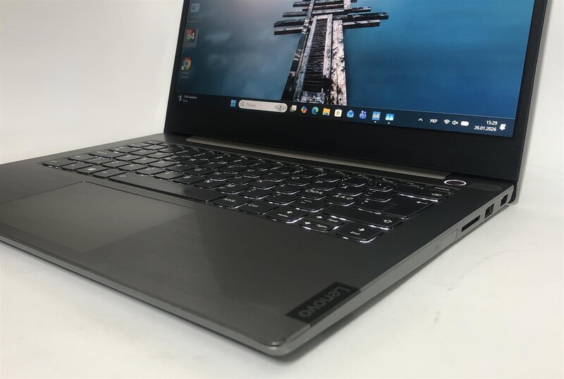 Ноутбук Lenovo ThinkBook 14IIL / 14" FullHD IPS / i5-1035G1 / 8GB / 128GB SSD / Win11Pro / Backlight / сканер відбитка - Б/в
