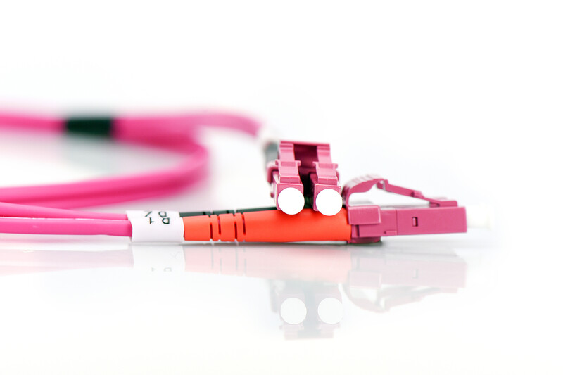 Оптичний патч-корд Digitus LC/UPC-LC/UPC, 50/125, MM, OM4, duplex, 1 м (DK-2533-01-4)