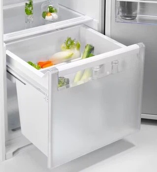 Вбудований холодильник Electrolux ERD6DE18S4