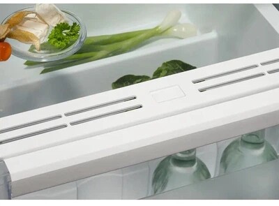 Вбудований холодильник Electrolux ERD6DE18S4
