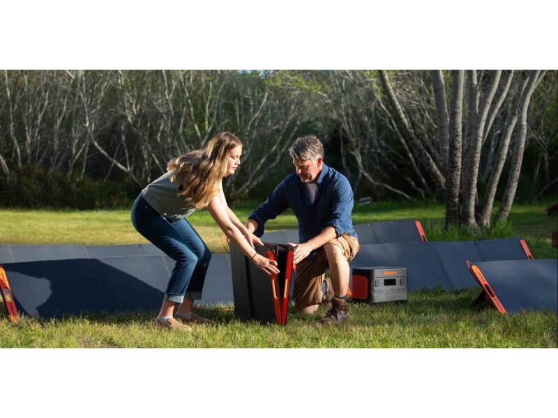 Портативна сонячна панель Jackery SolarSaga 200W (21-0002-000064)