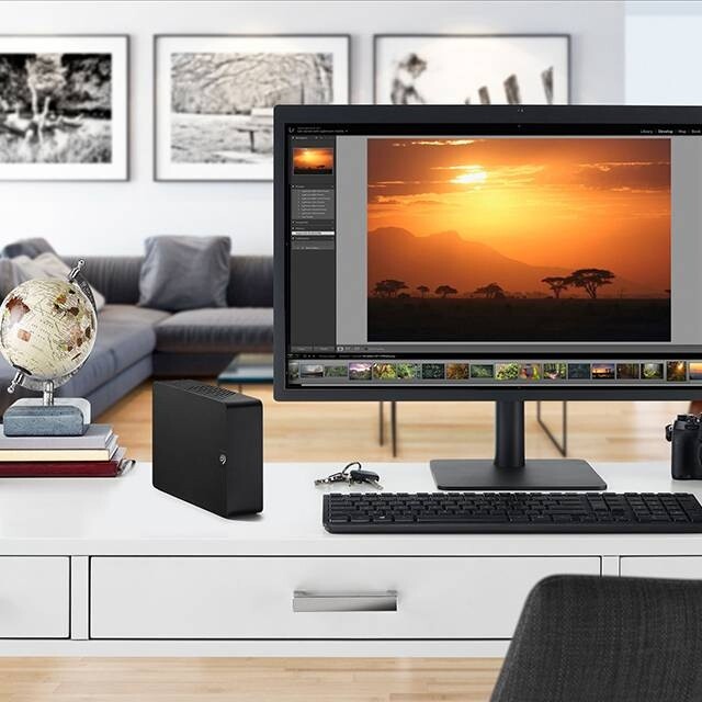 Зовнішній жорсткий диск 3.5" USB 26TB Seagate Expansion Desktop Black (STKP26000400)