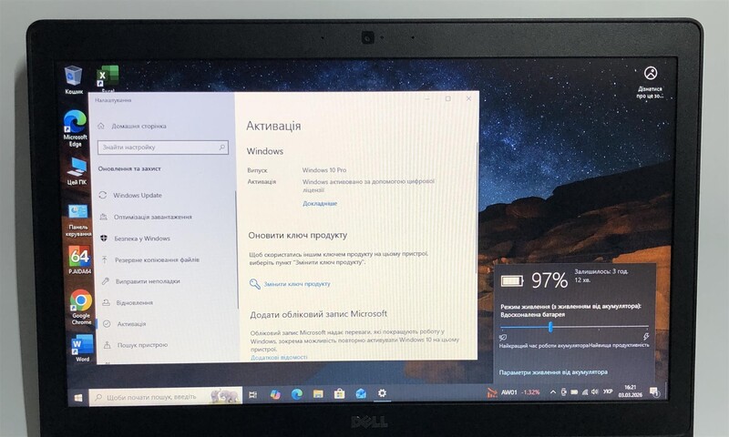 Ноутбук Dell Latitude 5580 / 15.6" (1366x768) / i3-7100U / 8GB / 128GB SSD / Win10Pro - Б/в