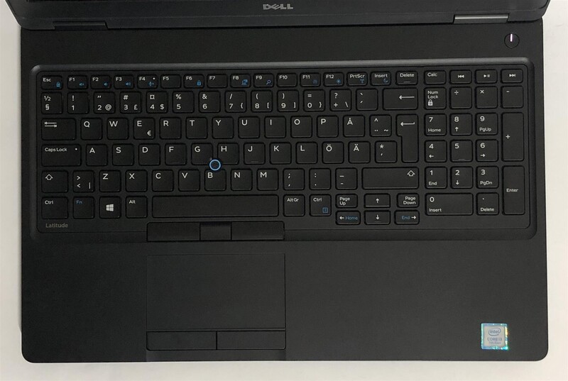 Ноутбук Dell Latitude 5580 / 15.6" (1366x768) / i3-7100U / 8GB / 128GB SSD / Win10Pro - Б/в