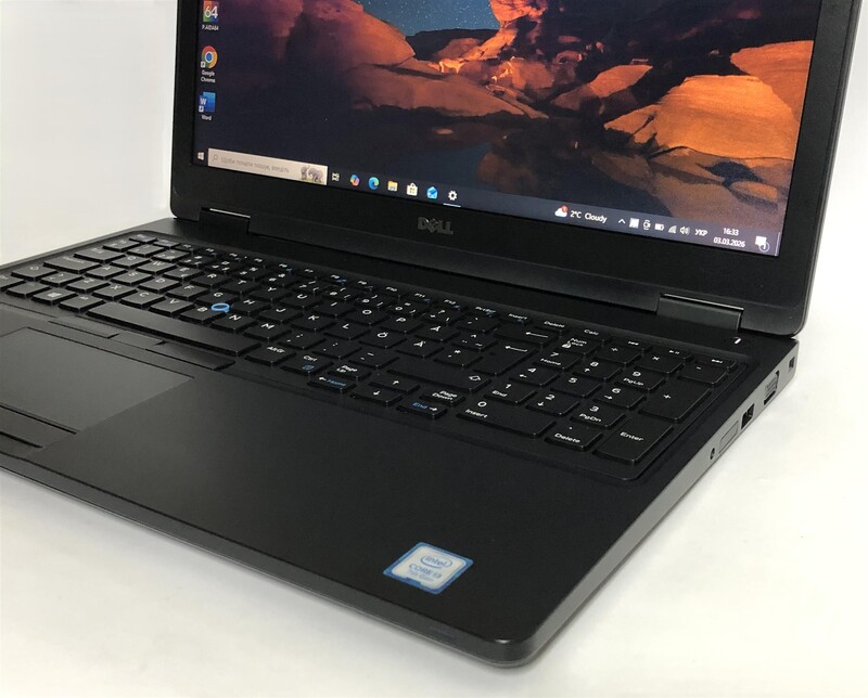 Ноутбук Dell Latitude 5580 / 15.6" (1366x768) / i3-7100U / 8GB / 128GB SSD / Win10Pro - Б/в