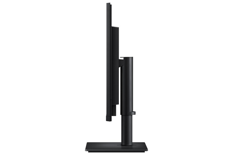 Монитор Samsung 32" ViewFinity S8 (LS32H804UAIXUA)