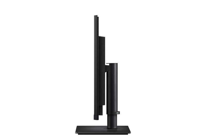 Монитор Samsung 32" ViewFinity S8 (LS32H804UAIXUA)