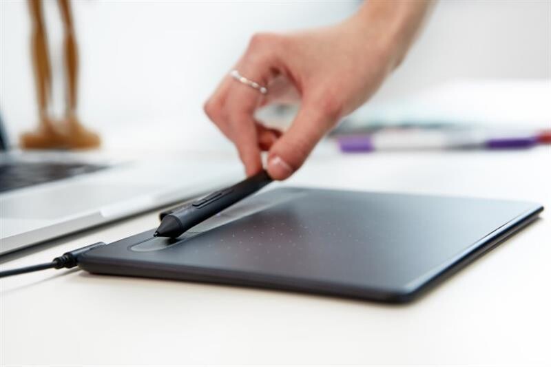 Графічний планшет Wacom Intuos S Black (CTL-4100K-S)