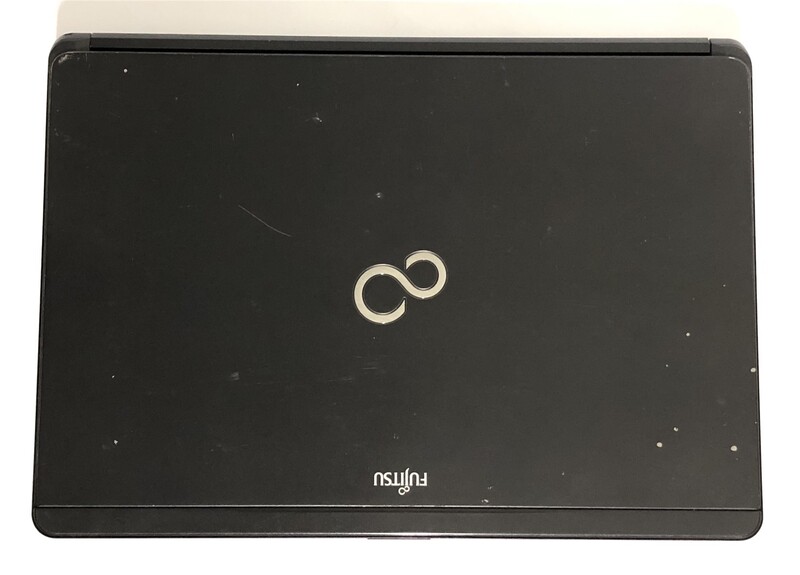 Ноутбук Fujitsu LifeBook S761 / 13.3" (1366х768) / i5-2520M / 8GB / 250GB HDD / Win10Pro - Б/у