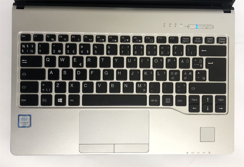 Ноутбук Fujitsu LifeBook S936 / 13.3" FullHD IPS Touch / i5-6300U / 8GB / 256GB SSD / Win10Pro / Backlight - Б/в