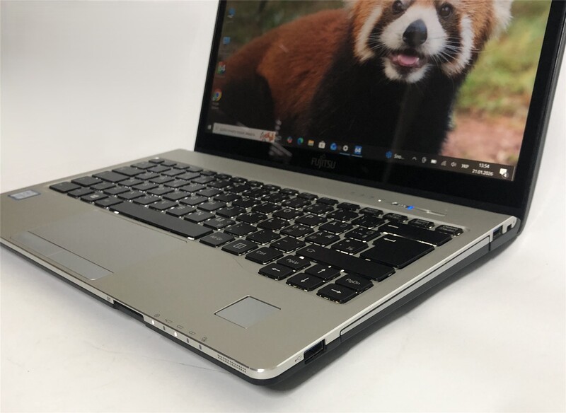 Ноутбук Fujitsu LifeBook S936 / 13.3" FullHD IPS Touch / i5-6300U / 8GB / 256GB SSD / Win10Pro / Backlight - Б/в