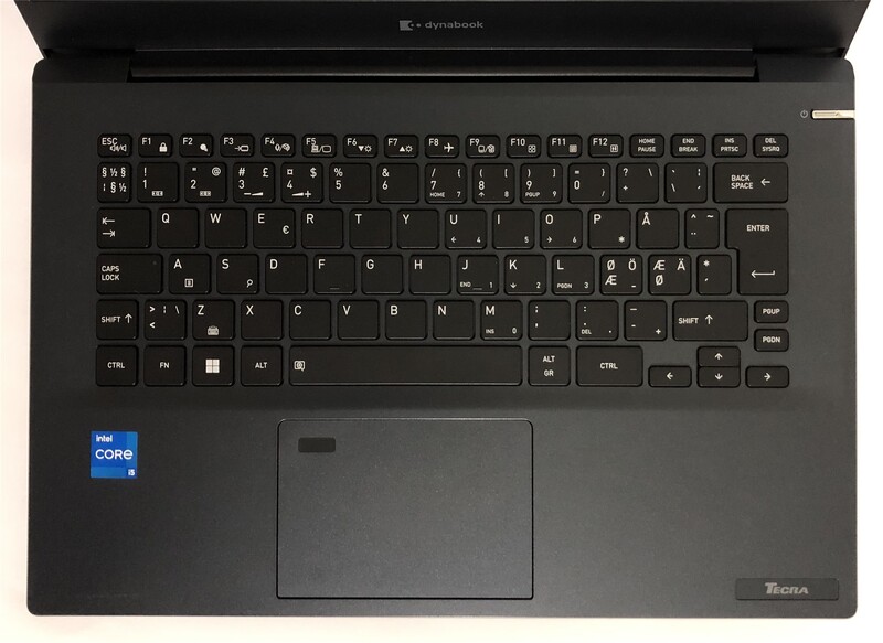 Ноутбук Toshiba Dynabook Tecra A40-K / 14" FullHD IPS / i5-1240P / 16GB / 256GB SSD / Wind11Pro / Backlight / сканер відбитка - Б/в