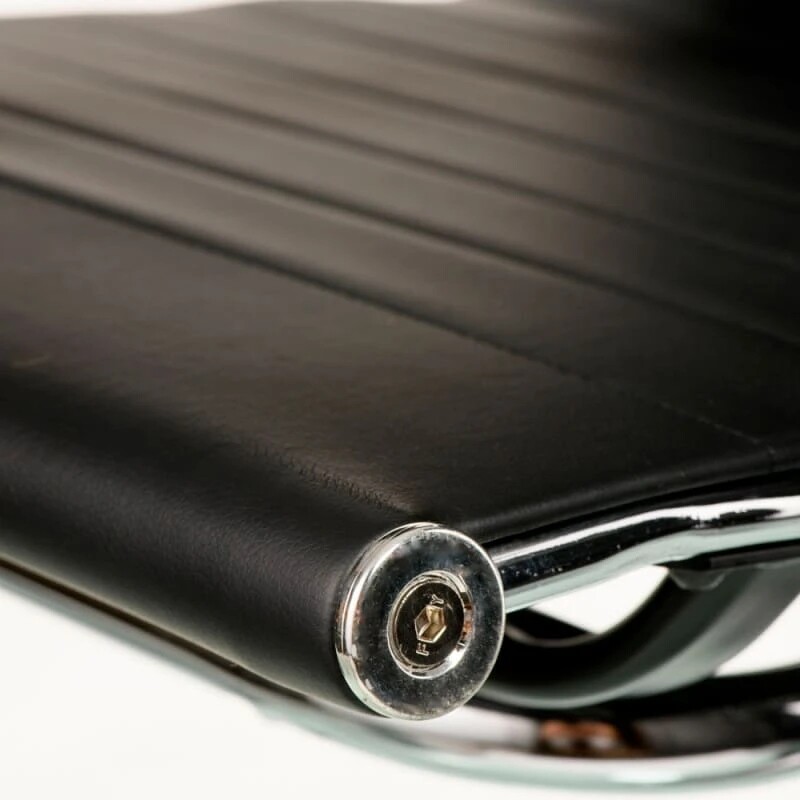 Крісло офісне Special4You Solano 2 artleather Black (E7108)