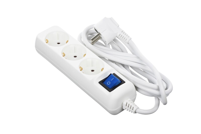 Фільтр живлення 2E (2E-U03ESM1.5) 3 розетки, 1.5 м, White