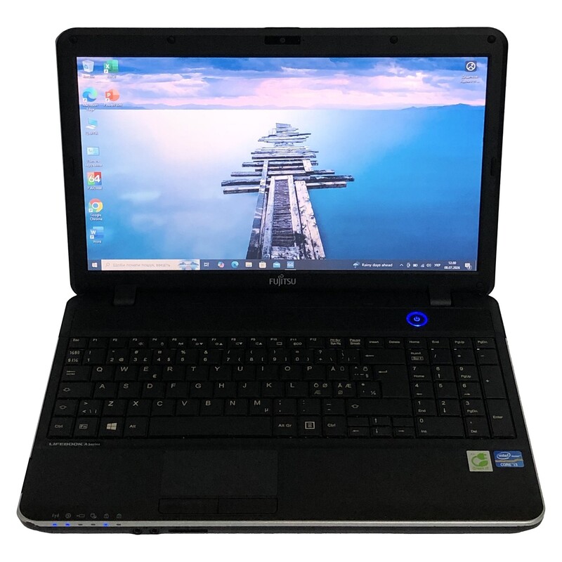 Ноутбук Fujitsu Lifebook A512 / 15.6" (1366х768) / i3-3110M / 8GB / 320GB HDD / Win10Pro - Б/в
