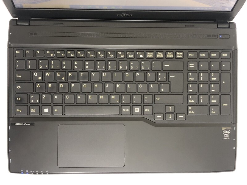 Ноутбук Fujitsu Lifebook A544 / 15.6" (1366х768) / i3-4000M / 8GB / 120GB SSD / Win10Pro - Б/в