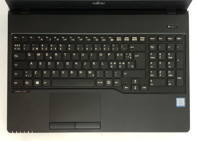 Ноутбук Fujitsu Lifebook A557 / 15.6" FullHD IPS / i5-7200U / 8GB / 160GB SSD / Win10Pro - Б/в
