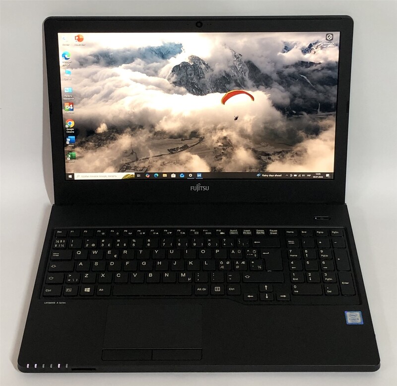 Ноутбук Fujitsu Lifebook A557 / 15.6" FullHD IPS / i5-7200U / 8GB / 160GB SSD / Win10Pro - Б/в