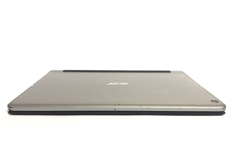 Ноутбук Acer Switch Alpha 12 SA5-271P / 12" (2160x1440) IPS Touch / i5-6200U / 8GB / 256GB SSD / Win10 / Backlight - Б/в