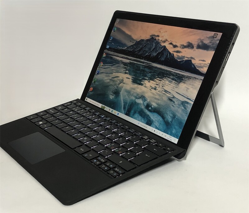 Ноутбук Acer Switch Alpha 12 SA5-271P / 12" (2160x1440) IPS Touch / i5-6200U / 8GB / 256GB SSD / Win10 / Backlight - Б/в