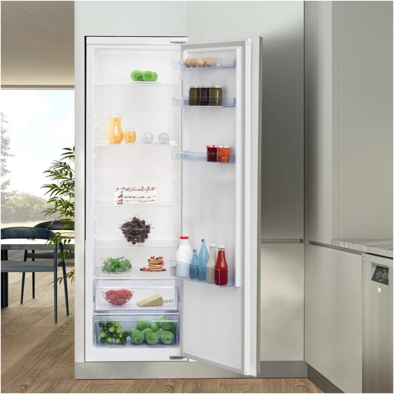 Вбудований холодильник Beko BSSA315K4SN