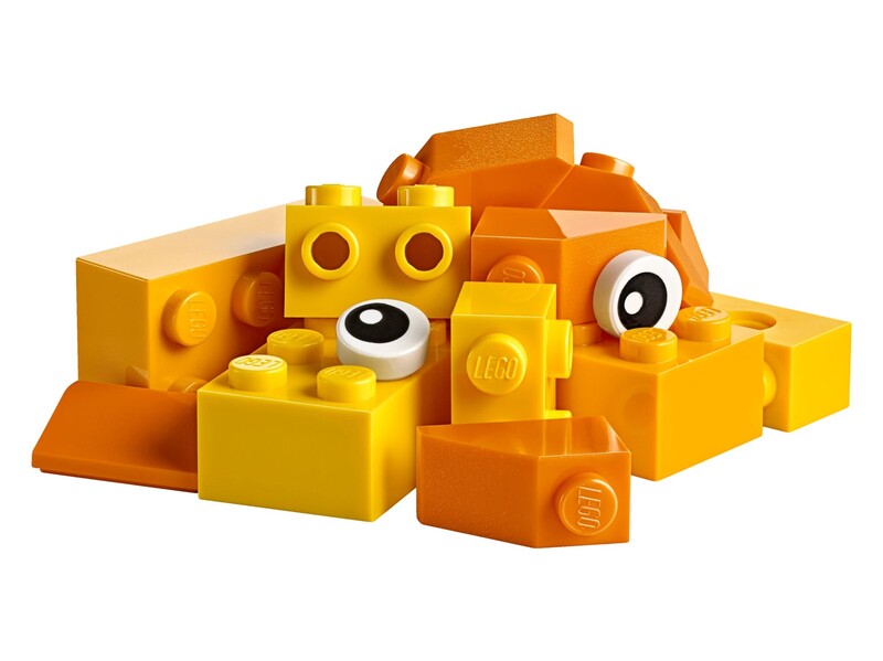 Конструктор LEGO Classic Валіза для творчості (10713)