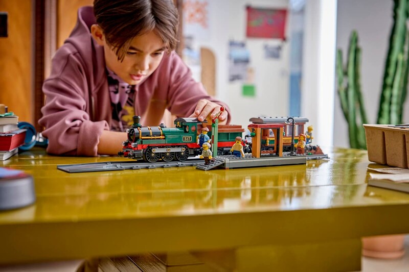 Конструктор LEGO City Старовинний паровоз (60511)