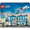 Фото - Конструктор LEGO City Аеропорт із літаком (60502) | click.ua