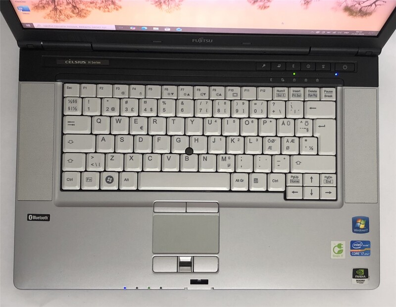 Ноутбук Fujitsu Celsius H710 / 15.6" FullHD / i7-2720QM / 8GB / 256GB SSD / NVIDIA Quadro 1000M, 2GB / Win10Pro / 3G / сканер відбитка - Б/в