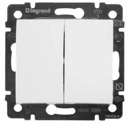 Вимикач Legrand Classic 10АХ 250 (774408)